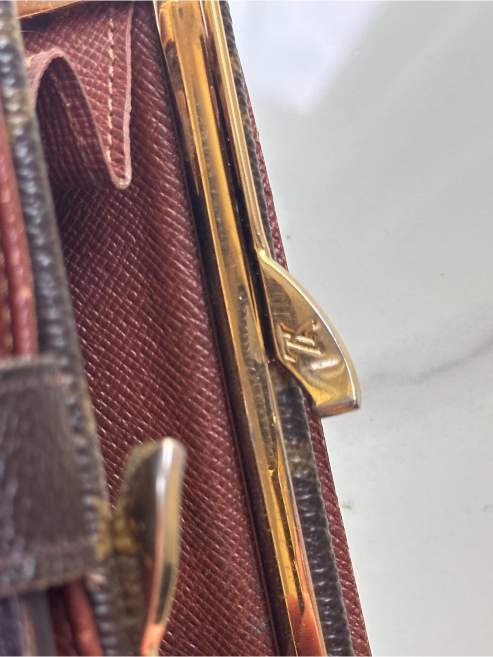 VINTAGE LOUIS VUITTON LV Monogram Brown Canvas Kisslock Wallet Brass Gold - Picture 11 of 16